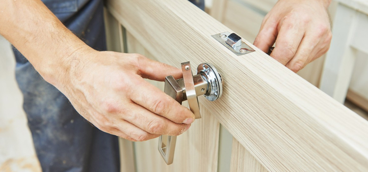 interior door repair Rossmoor