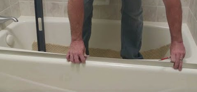 Sliding Shower Door Repair in Rossmoor